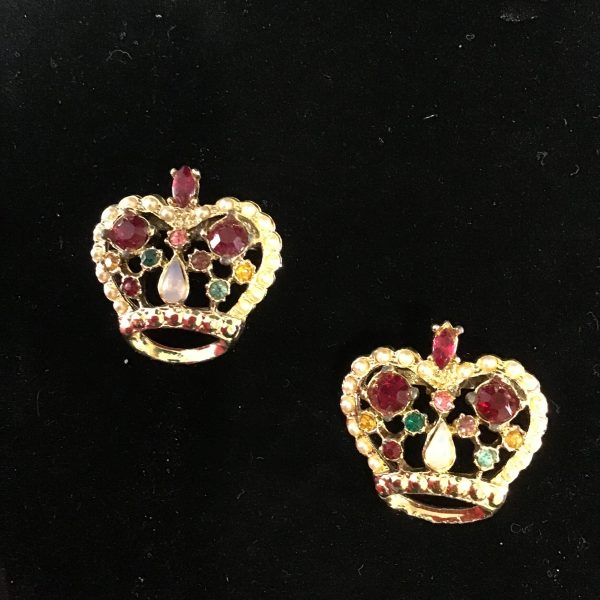 Twin Crown Jewels